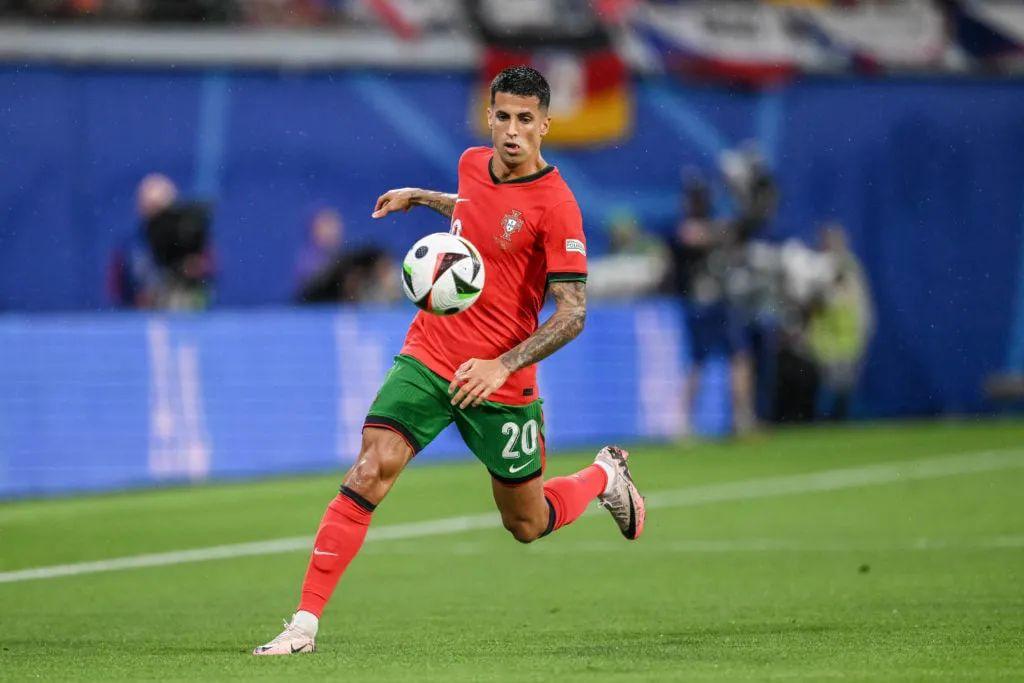 利物浦通过 利物浦通过