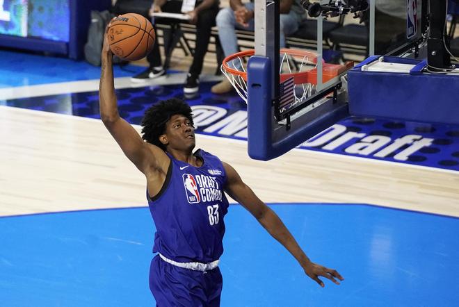 他的出场时 他的出场时