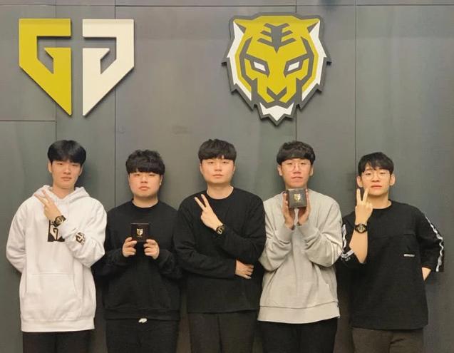 的精准拿捏 的精准拿捏